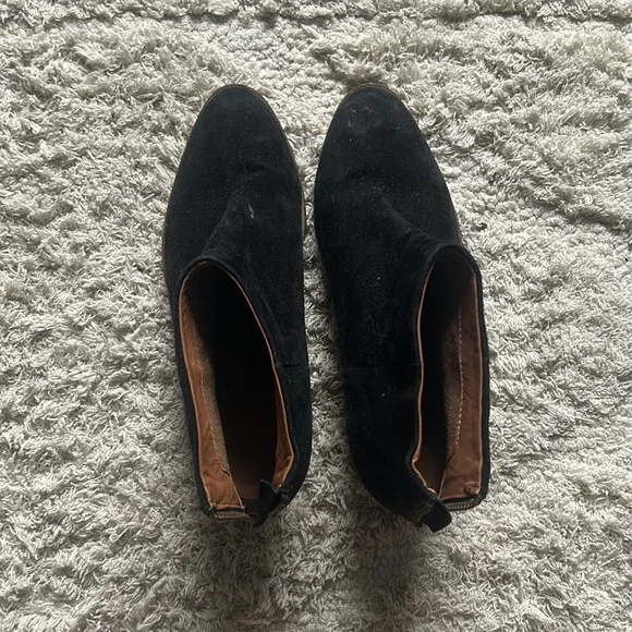 Seychelles Black Suede Ankle Bootie - Picture 2 of 4